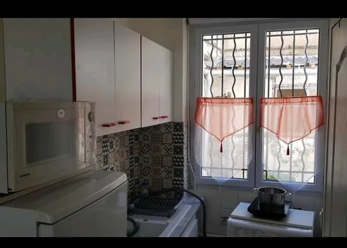 Appartement 2 Pieces Paris 20Eme